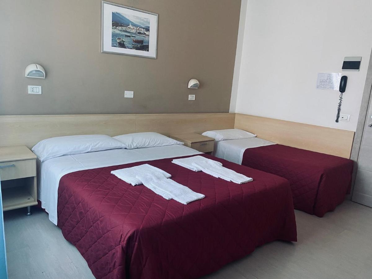 Hotel New Primula Rimini Zewnętrze zdjęcie